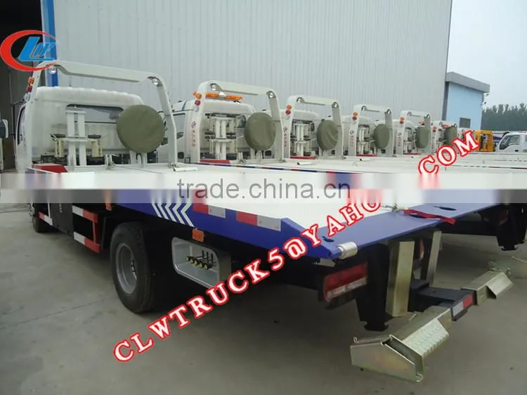 2015 EuroIII or EuroIV Factory Price Dongfeng 4 ton tow truck,4x2 car towing equipment