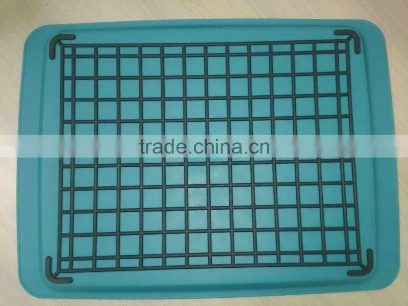 Wholesale plastic anti-skid food round serving tray with handle