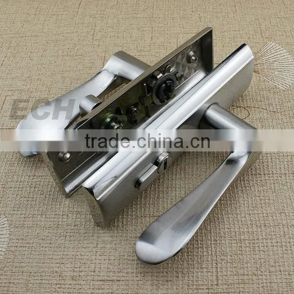 high quality Zinc alloy glass door handle with lock