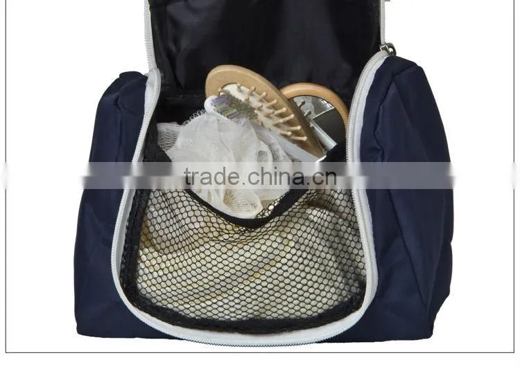 Guangzhou 2013 fashion hanging man wash bag
