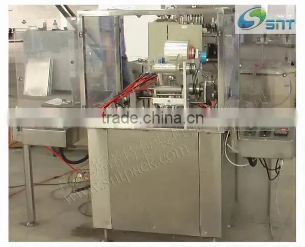 Diagnostic reagent filling sealing equipment