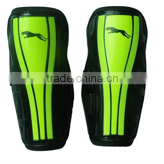 2013 New Design Soccer Shin Guard