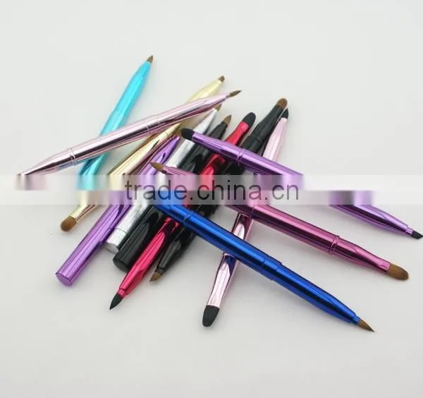 Retractable eye brush, retractable eyebrow brush, eyebrow brush retactable