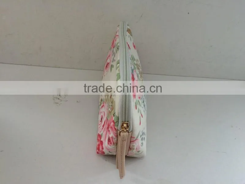 Pringted Canvas travel bag with cosmetic bag