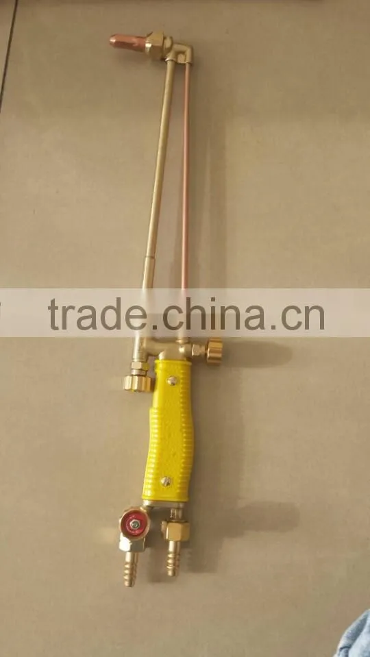 Oxygen and acetylene cutting torch