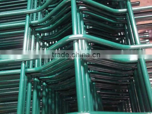 pvc coated welded iron wire mesh fence
