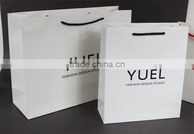 Cheap custom craft Christmas gift paper bag with logo print