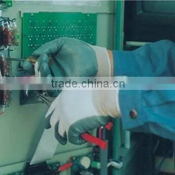 Grey nitrile dipped nylon safety gloves DNN328