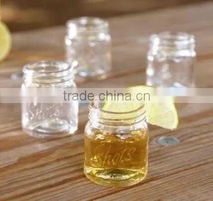 Clear mini glass jar with handle for drink
