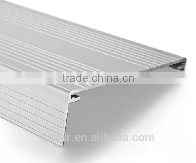 Auto machine made aluminum profiles for computer case