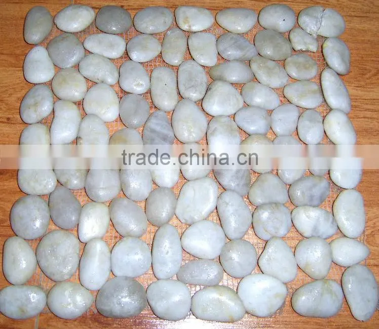 Natural white pebble stone
