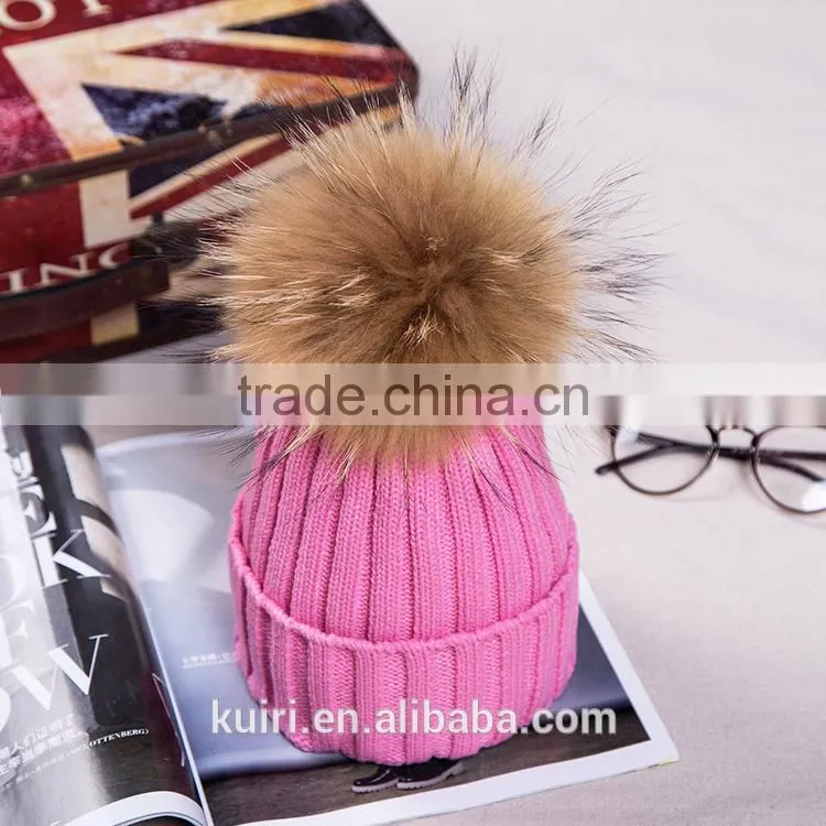 Factory wholesale knitted hat with real raccoon fur ball