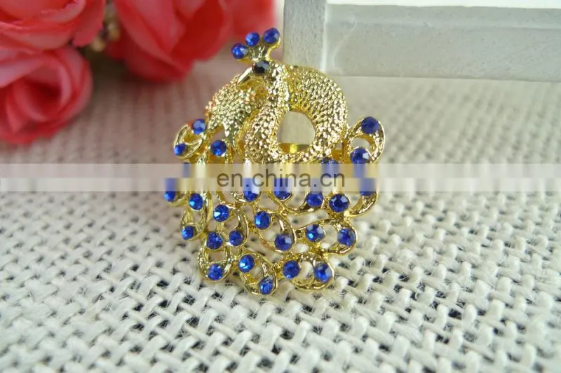 Cheap wholesale rhinestones brooch for wedding invitations