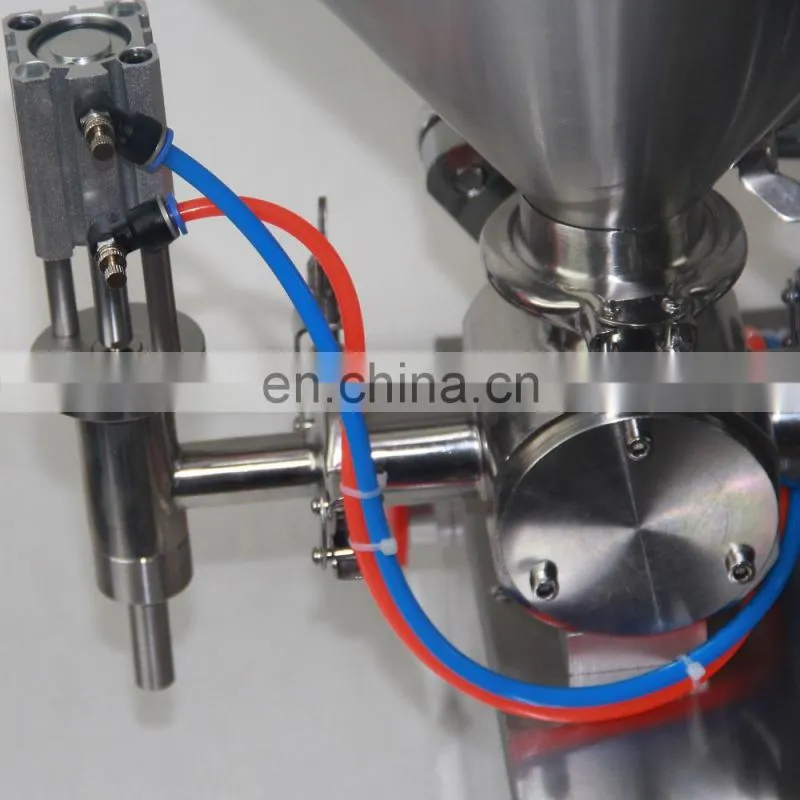 Good Quality semi automatic carbonated soft / soda drink filling machine/production line with low price