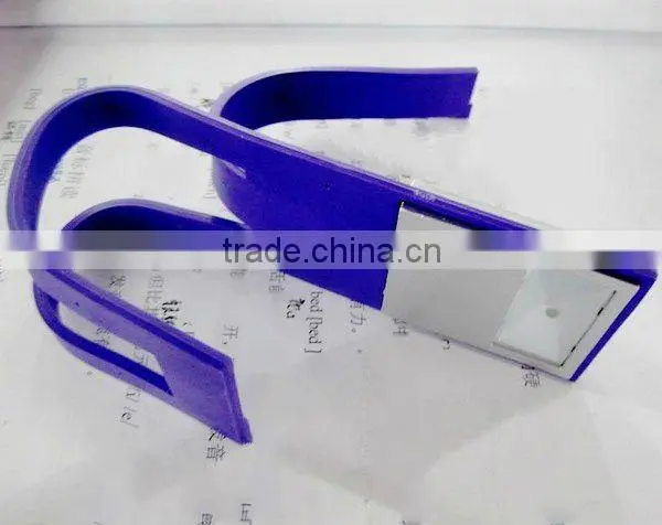 Flexible small battery operated led light