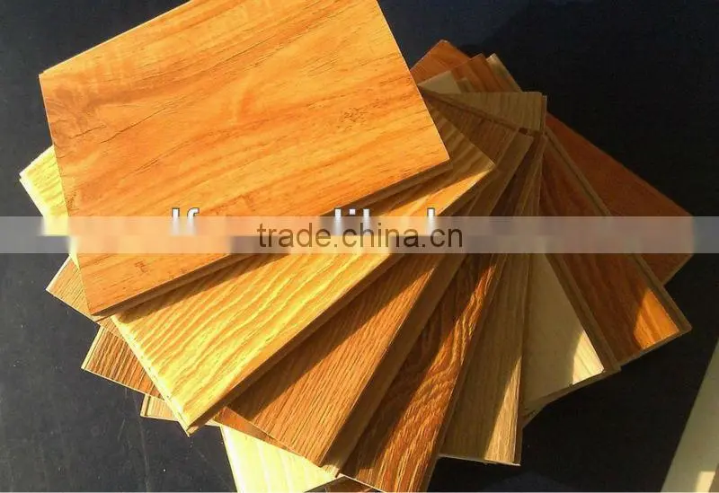 Deep registed Synchronized Flooring laminate
