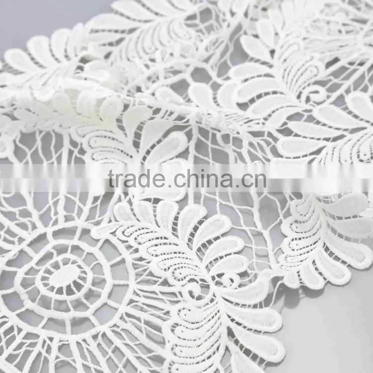 2015 latest embroidered high quality tulle lace chinese applique ready made embroidery
