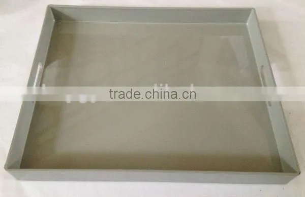 Plastic tray