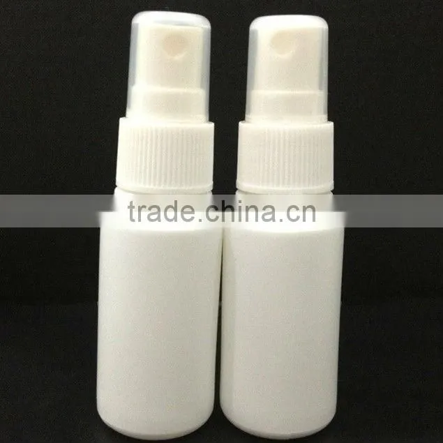 plastic spray bottle with mist sprayer