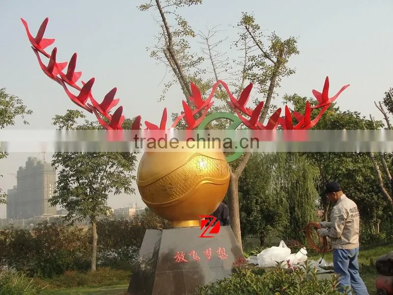 Stainless Steel Golden Ball Sculpture with Peace Dove Statue