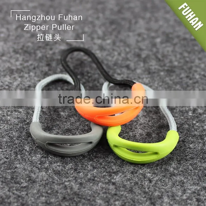 Screen Printing Durable Circle Hollowed-out TPU Zipper Pullers