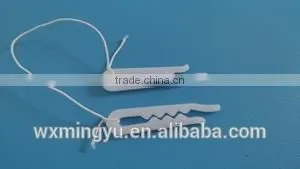 PLASTIC CLIP WITH RUBBER STRING 3.8cm plastic tooth clip
