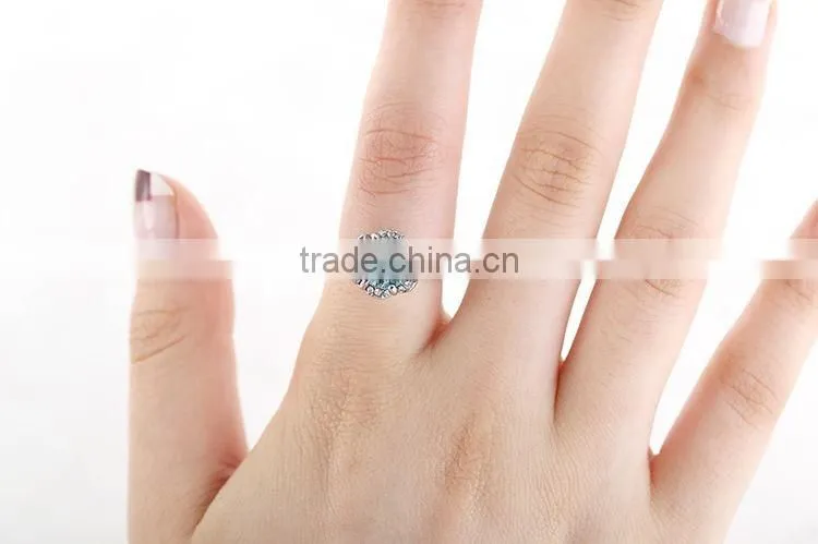 Luxury White Gold Plated Light Blue Zircon And Rhinestones Engagement Ring For Women