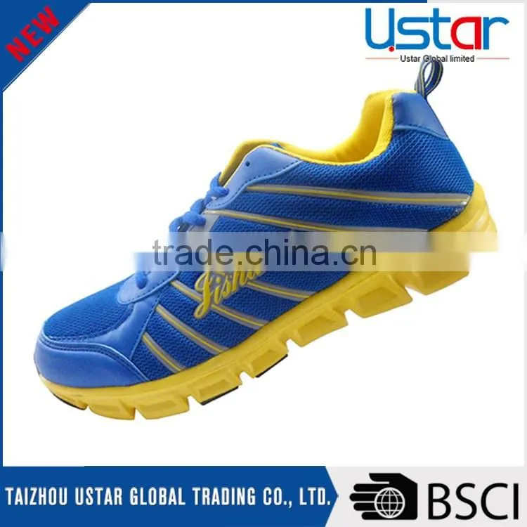 New design cheap portable PU mesh man sport shoes
