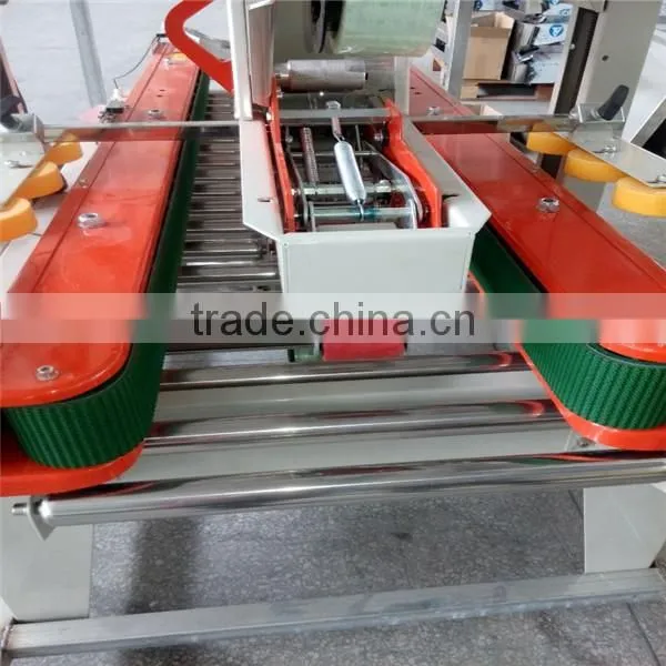 Top and bottom carton box sealing machine
