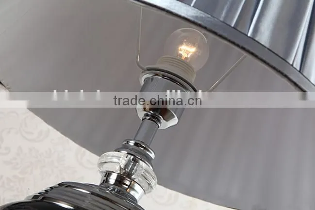 Glass carving K9 crystal decoration mental bottom home use table lamp