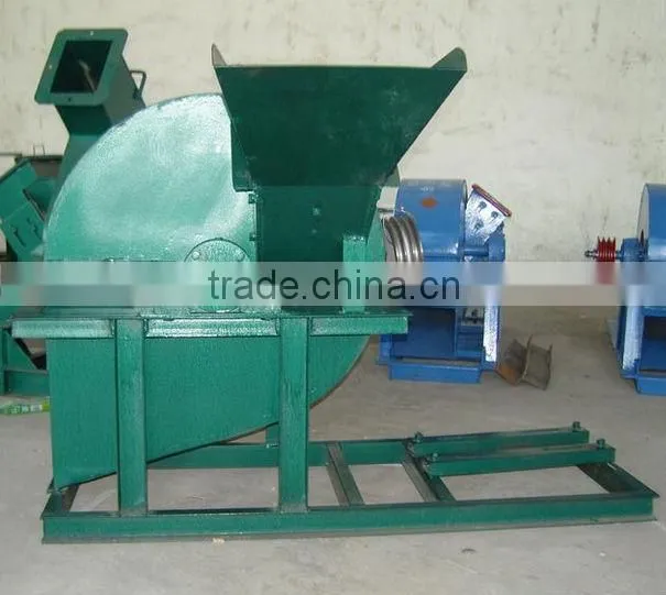 Wood branches and leaves grinding machine/crusher