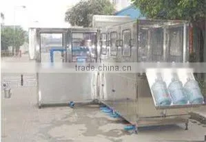 Automatic mineral water bottle sealing machine