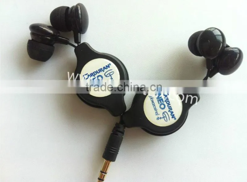 cheap promotional retractable earphones
