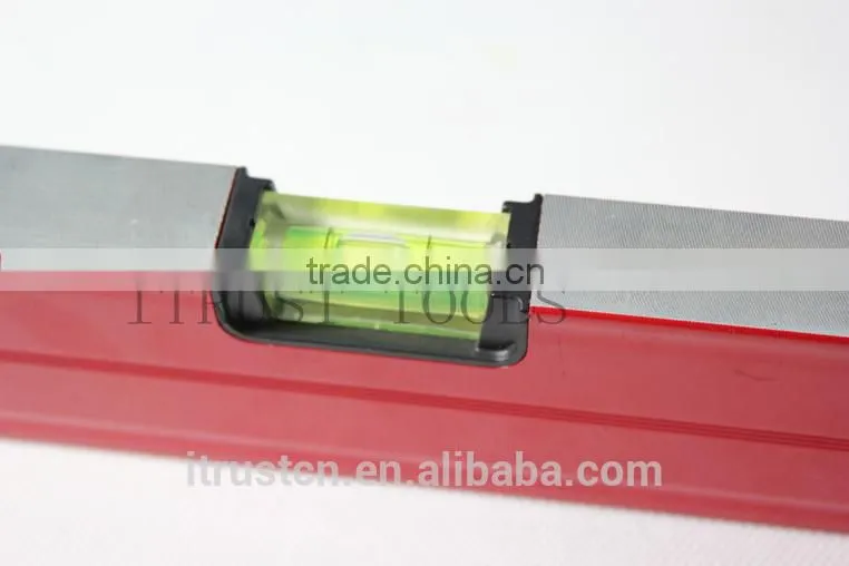 red aluminium spirit level with and good bubble MT2048