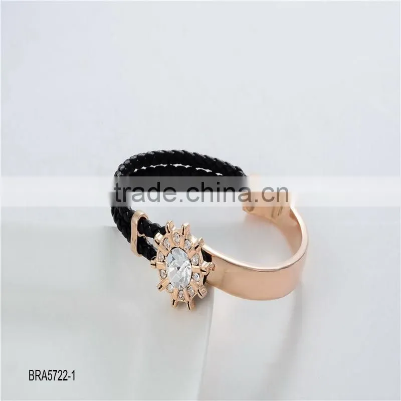 Alloy plating hollow diamond bracelet bangle