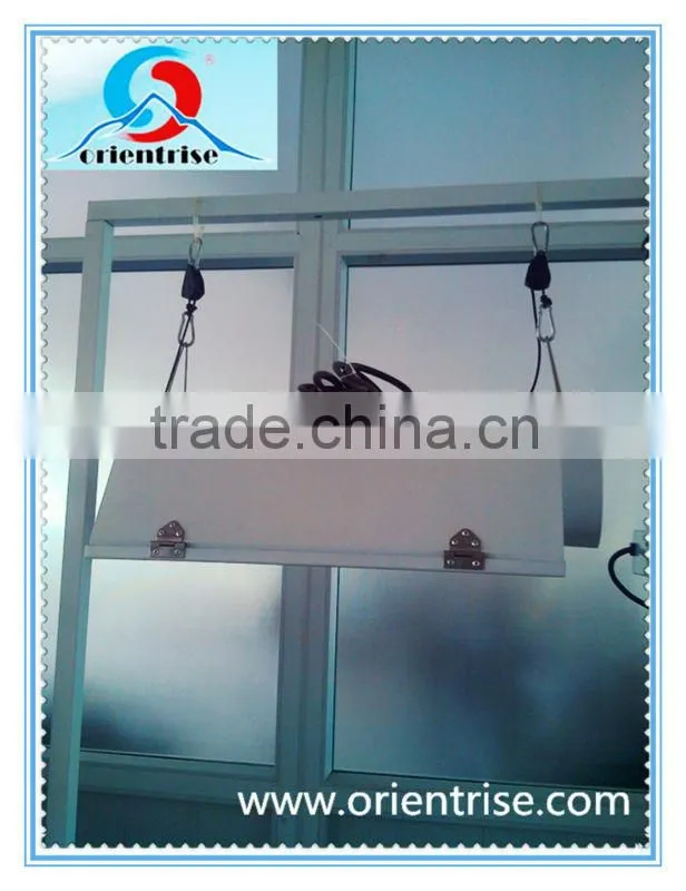 Adjustable Rope Ratchet Lighting Hanger