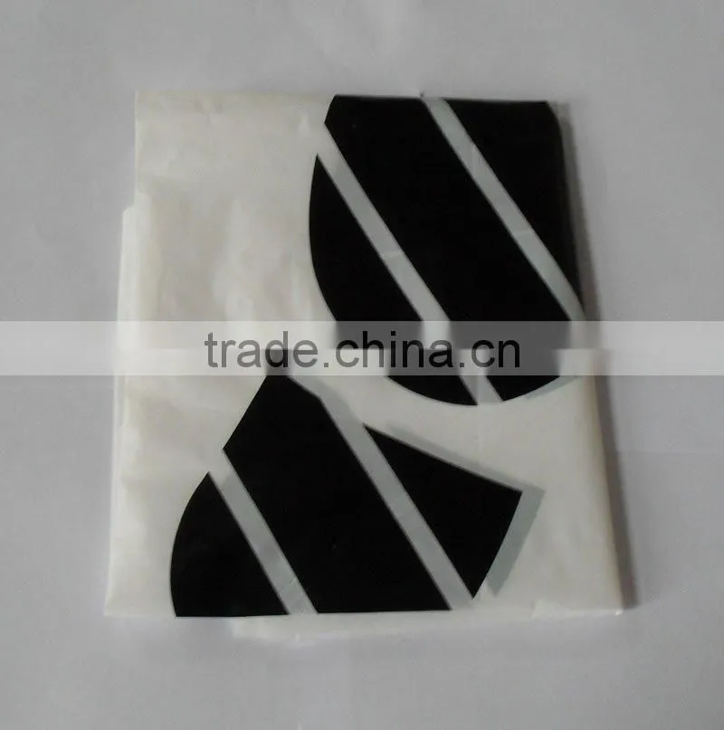 Popular disposable anti-slip plastic foot mats for cars