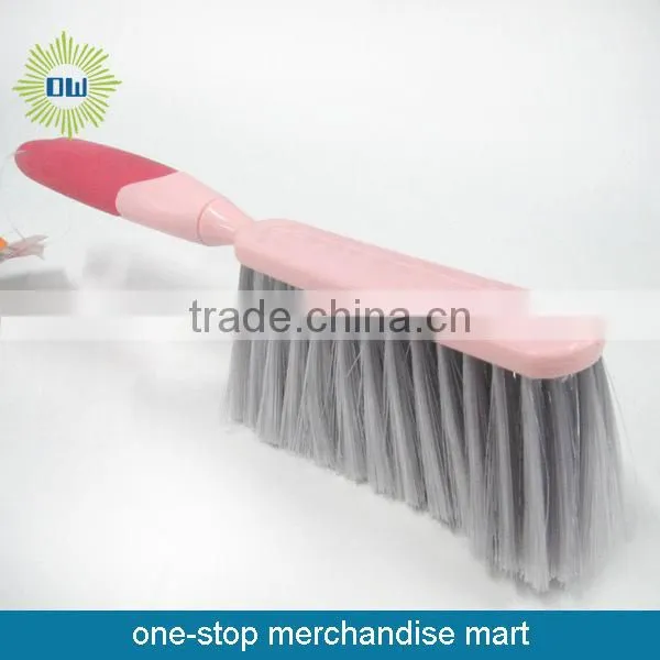 Fashion bed cleaning brush