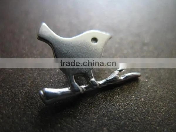 Shop Sale.. SWALLOWS Sparrow Pendants Charms, Birds on a Branch, 13x10 mm,