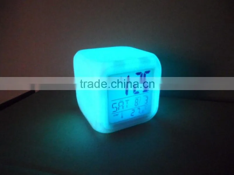alarm clock with led can change color