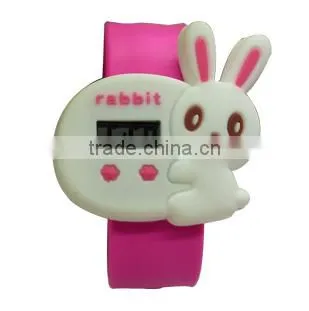 2014 hot selling customized cheap promotion cartoon silicone wrist watches/fashion silicone cartoon watch
