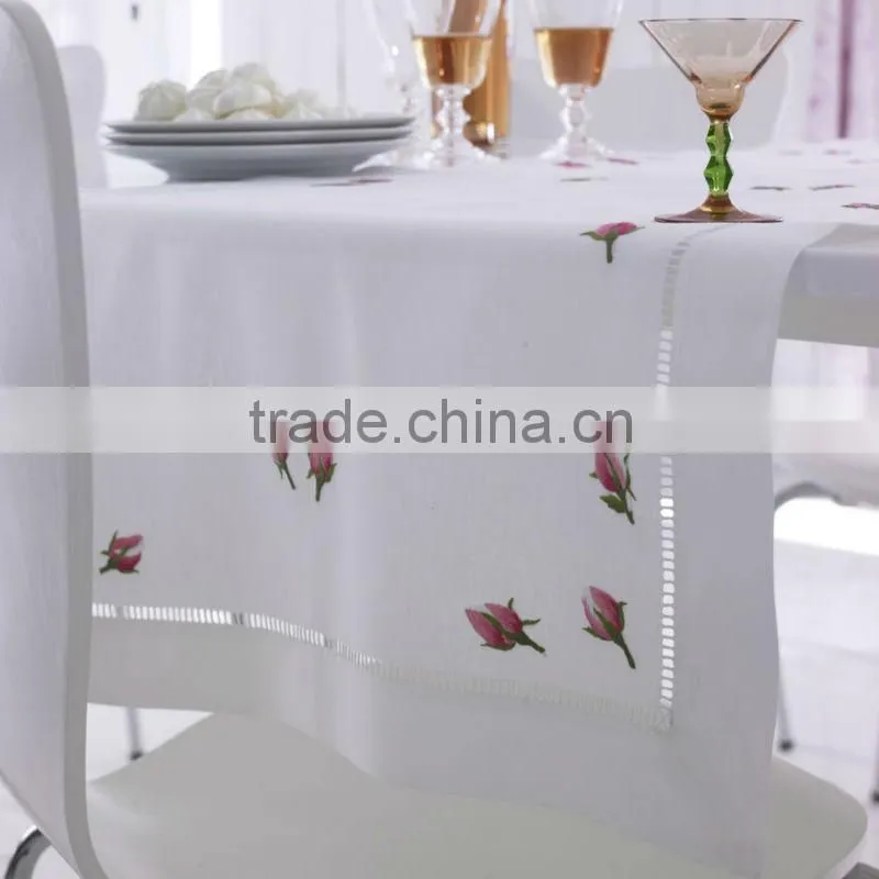hand embroidery table runner