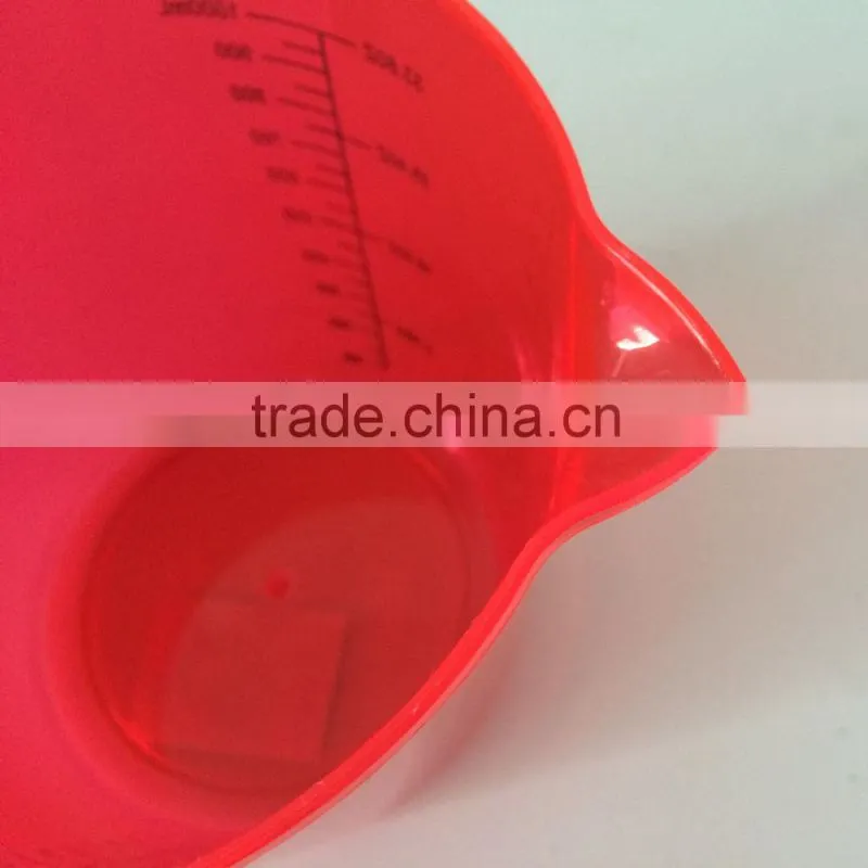 food grade colorful plastic measuring cup