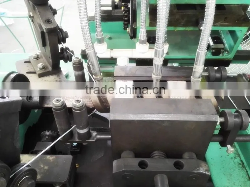 single die and double spiral chain link fence machine