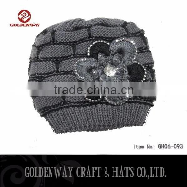 Hot Selling Women Knitted Beanie with Big Flower
