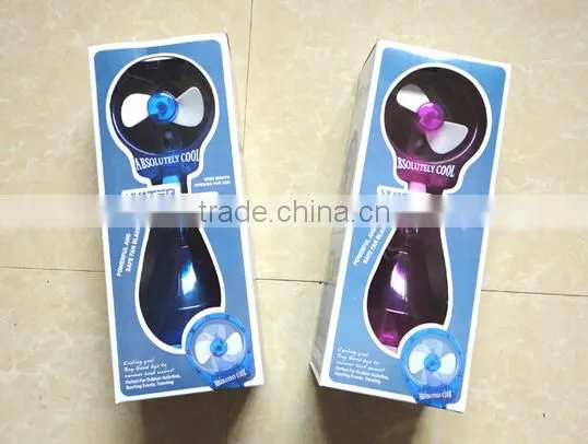 water fan plastic mini fan for kids in summer
