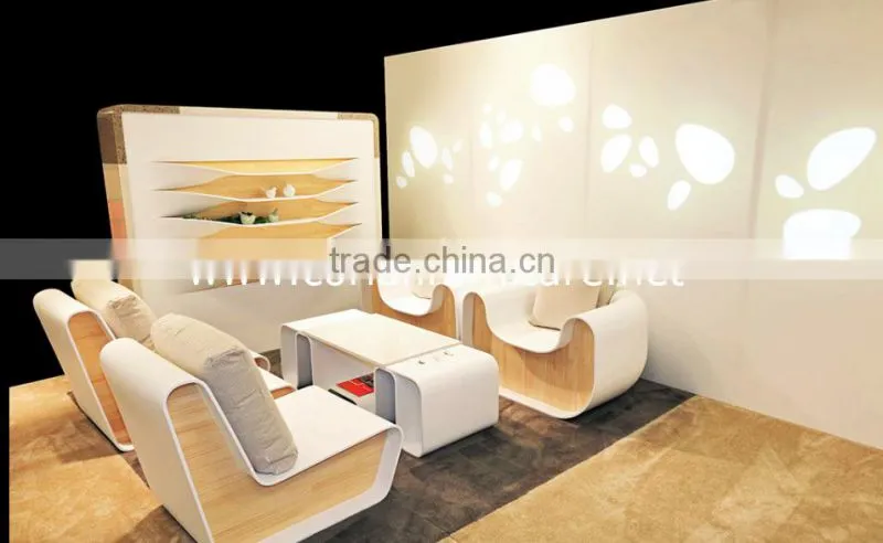 Custom sized curved shaped office workstation