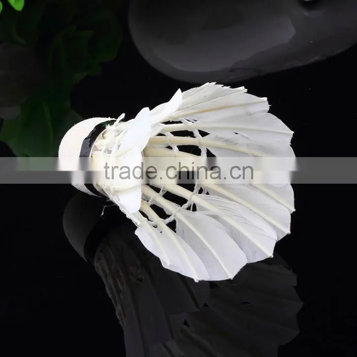 Dark Night LED Badminton Shuttlecock China Birdies Lighting Wholesale Shuttlecock Badminton