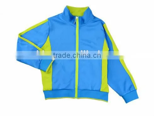 Unisex design winter school uniform for primary school