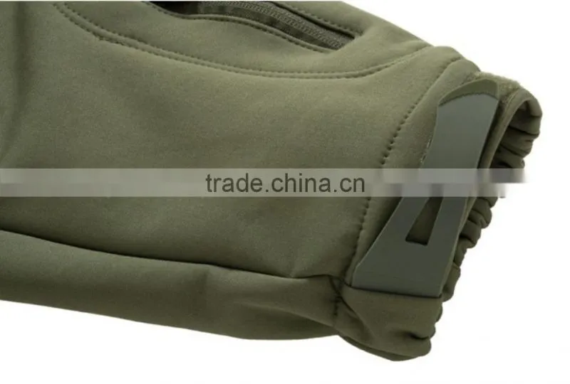 Dark Color Softshell Zipper-up Outdoor OEM Hik ing Climbing Jacket
